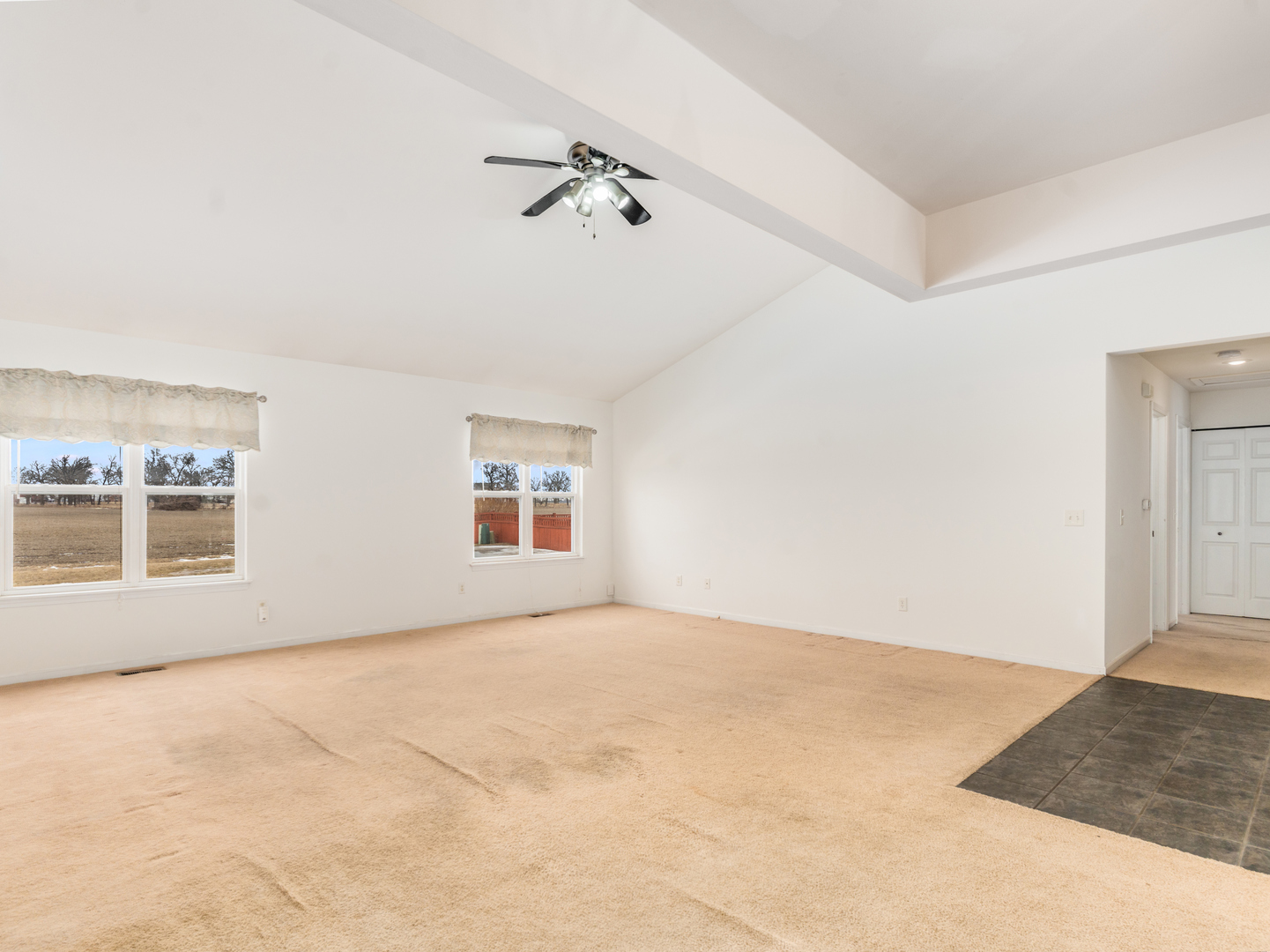 909 W Northwind Drive