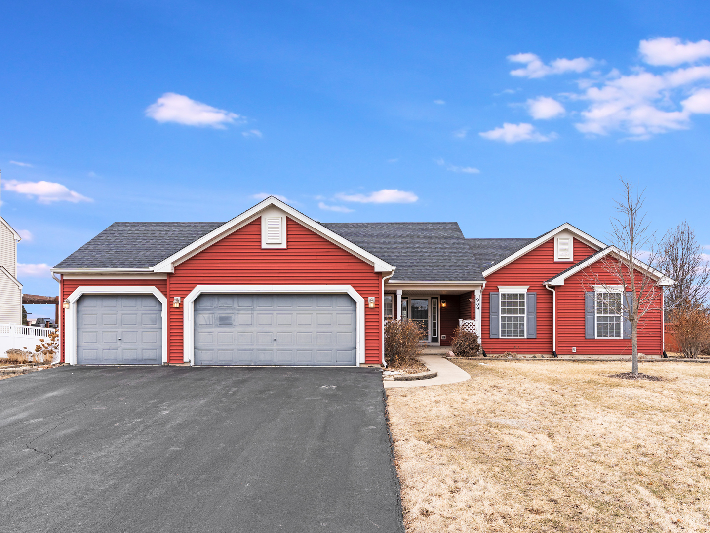 909 W Northwind Drive