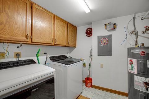 Tiny photo for 10845 S 84th Avenue #2B, Palos Hills, IL 60465 (MLS # 12486457)
