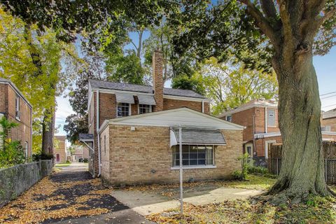 Tiny photo for 1708 N 73rd Court, Elmwood Park, IL 60707 (MLS # 12478987)
