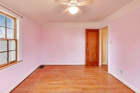 Tiny photo for 1708 N 73rd Court, Elmwood Park, IL 60707 (MLS # 12478987)