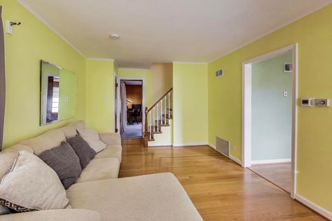 Tiny photo for 1708 N 73rd Court, Elmwood Park, IL 60707 (MLS # 12478987)