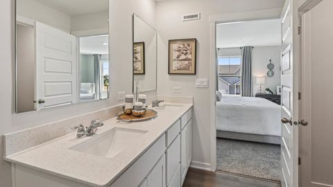 Tiny photo for 984 Sapphire Lane, Montgomery, IL 60538 (MLS # 12565155)