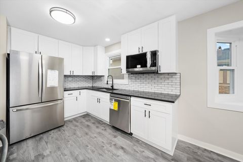 Tiny photo for 8938 W 85th Place, Justice, IL 60458 (MLS # 12516004)