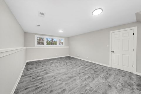 Tiny photo for 8938 W 85th Place, Justice, IL 60458 (MLS # 12516004)