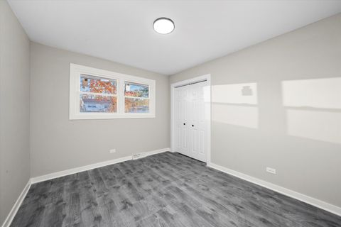 Tiny photo for 8938 W 85th Place, Justice, IL 60458 (MLS # 12516004)