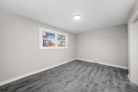 Tiny photo for 8938 W 85th Place, Justice, IL 60458 (MLS # 12516004)