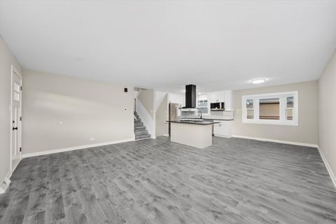 Tiny photo for 8938 W 85th Place, Justice, IL 60458 (MLS # 12516004)