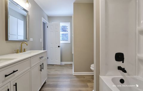 Tiny photo for 1070 Belle Plaine Avenue, Gurnee, IL 60031 (MLS # 12556429)