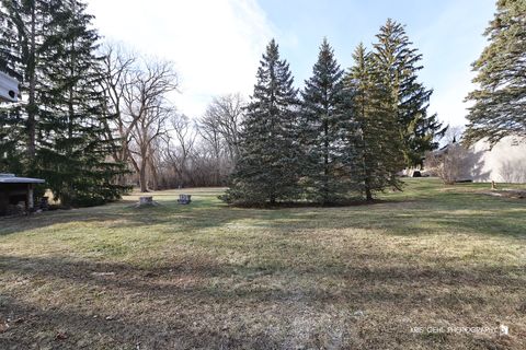 Tiny photo for 1070 Belle Plaine Avenue, Gurnee, IL 60031 (MLS # 12556429)
