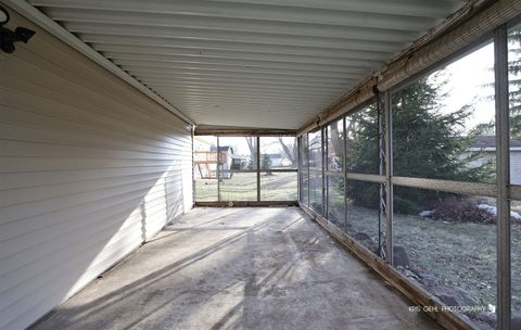 Tiny photo for 1070 Belle Plaine Avenue, Gurnee, IL 60031 (MLS # 12556429)