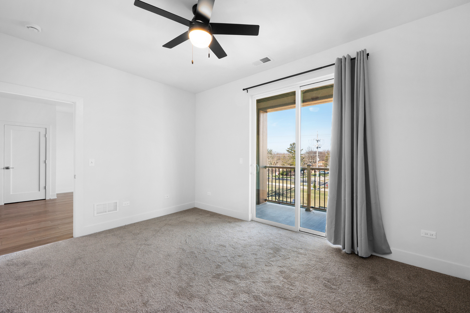 27 W Park Boulevard 209