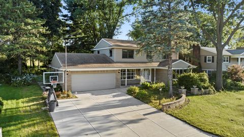 Tiny photo for 5647 Inverness Drive, Rockford, IL 61107 (MLS # 12468932)