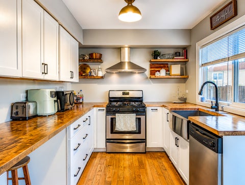 Tiny photo for 1931 Governors Lane, Hoffman Estates, IL 60169 (MLS # 12643371)