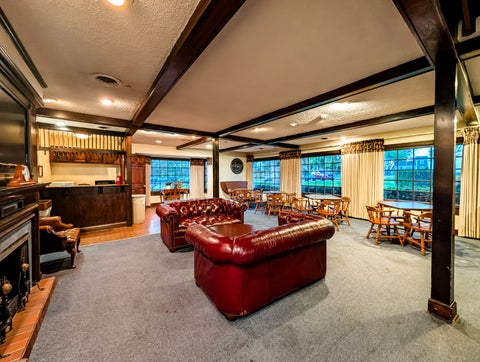 Tiny photo for 1931 Governors Lane, Hoffman Estates, IL 60169 (MLS # 12643371)