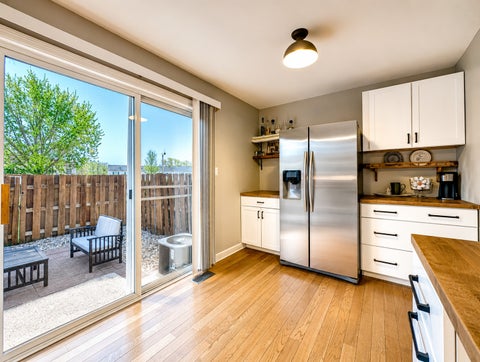 Tiny photo for 1931 Governors Lane, Hoffman Estates, IL 60169 (MLS # 12643371)
