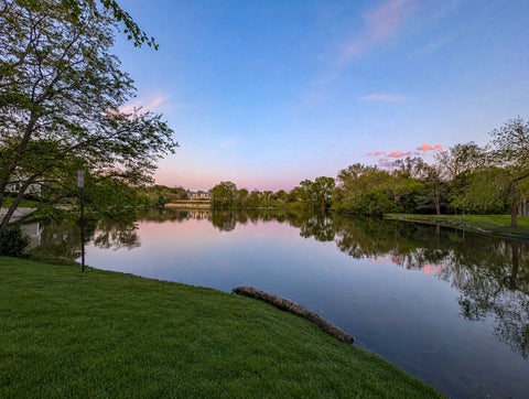 Tiny photo for 1931 Governors Lane, Hoffman Estates, IL 60169 (MLS # 12643371)