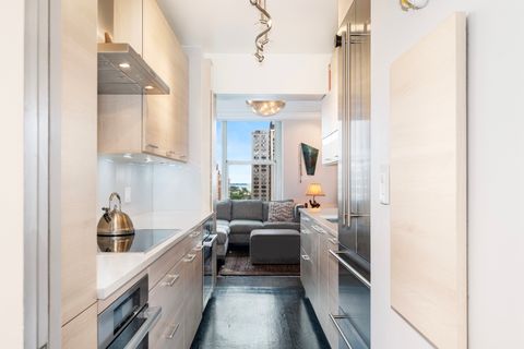 Tiny photo for 1325 N STATE Parkway #16B, Chicago, IL 60610 (MLS # 12455001)