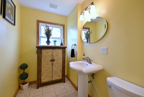 Tiny photo for 1495 E ALGONQUIN Road, Des Plaines, IL 60016 (MLS # 12619857)