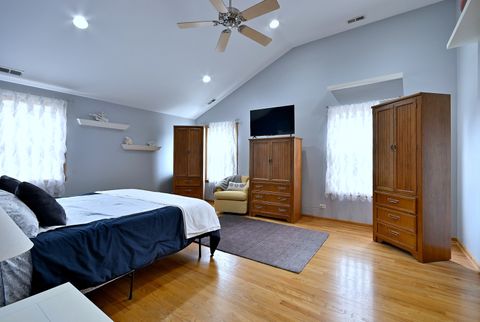 Tiny photo for 1495 E ALGONQUIN Road, Des Plaines, IL 60016 (MLS # 12619857)