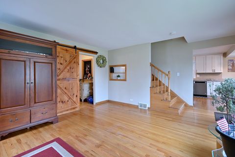 Tiny photo for 1495 E ALGONQUIN Road, Des Plaines, IL 60016 (MLS # 12619857)