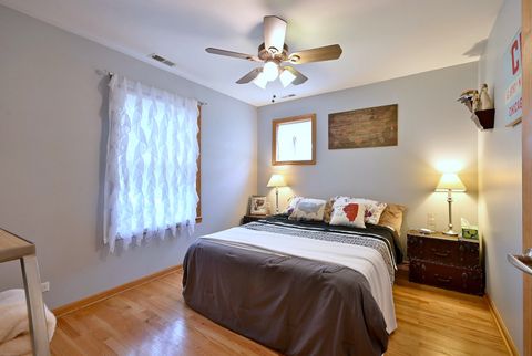 Tiny photo for 1495 E ALGONQUIN Road, Des Plaines, IL 60016 (MLS # 12619857)