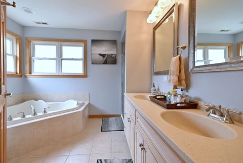 Tiny photo for 1495 E ALGONQUIN Road, Des Plaines, IL 60016 (MLS # 12619857)