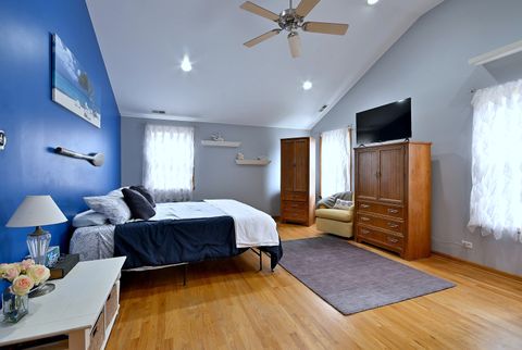 Tiny photo for 1495 E ALGONQUIN Road, Des Plaines, IL 60016 (MLS # 12619857)