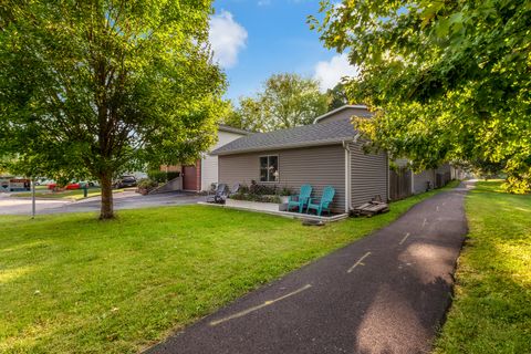 Tiny photo for 614 KAMIAH Court, Carol Stream, IL 60188 (MLS # 12443506)