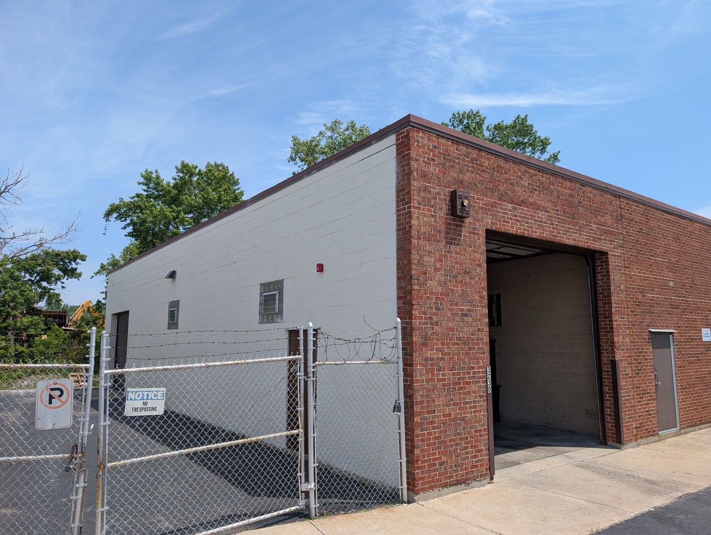 Photo 1 of 5 — 3230 Wireton Road W, Blue Island, IL 60406