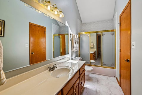 Tiny photo for 9237 Kedvale Avenue, Oak Lawn, IL 60453 (MLS # 12692918)