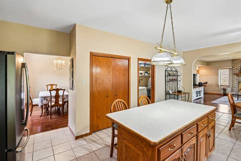 Tiny photo for 9237 Kedvale Avenue, Oak Lawn, IL 60453 (MLS # 12692918)