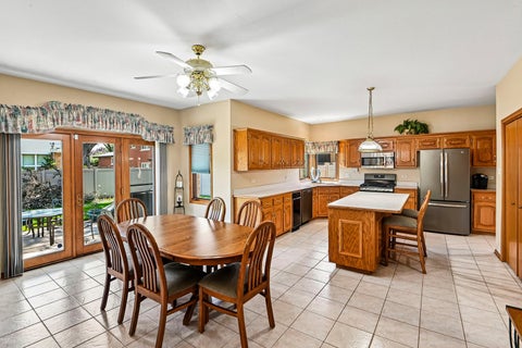 Tiny photo for 9237 Kedvale Avenue, Oak Lawn, IL 60453 (MLS # 12692918)