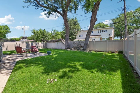 Tiny photo for 9237 Kedvale Avenue, Oak Lawn, IL 60453 (MLS # 12692918)