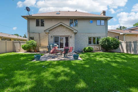 Tiny photo for 9237 Kedvale Avenue, Oak Lawn, IL 60453 (MLS # 12692918)