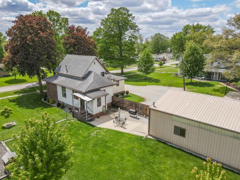 Tiny photo for 205 W 6th Street, Aroma Park, IL 60910 (MLS # 12636494)
