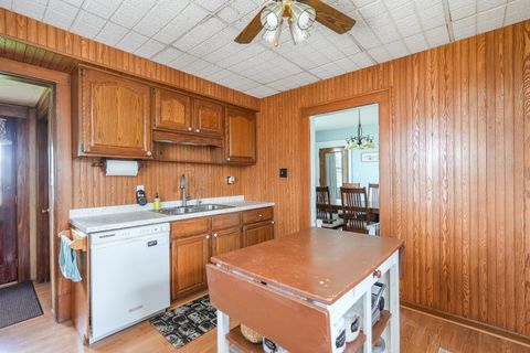 Tiny photo for 205 W 6th Street, Aroma Park, IL 60910 (MLS # 12636494)