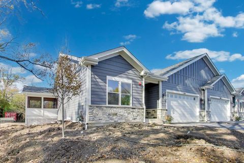 Tiny photo for 894 N Quentin Road, Palatine, IL 60067 (MLS # 12522239)