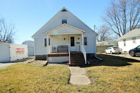 Photo of 817 S Illinois Street, Geneseo, IL 61254 (MLS # 12587323)