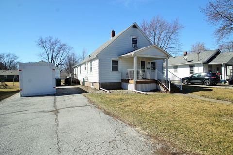 Tiny photo for 817 S Illinois Street, Geneseo, IL 61254 (MLS # 12587323)