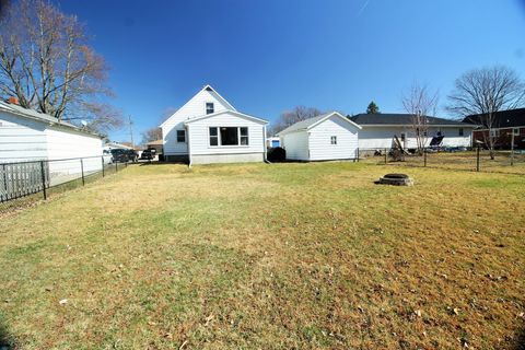 Tiny photo for 817 S Illinois Street, Geneseo, IL 61254 (MLS # 12587323)