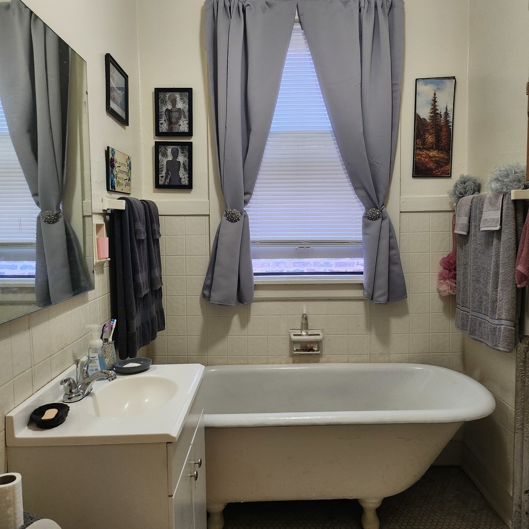 7601 S Morgan Street