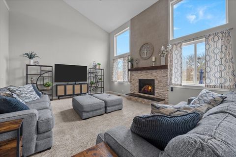 Tiny photo for 2924 BAUER Road, North Aurora, IL 60542 (MLS # 12557926)