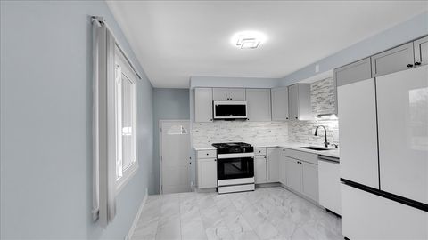 Tiny photo for 406 N Park Drive, Glenwood, IL 60425 (MLS # 12594887)