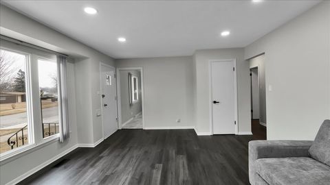 Tiny photo for 406 N Park Drive, Glenwood, IL 60425 (MLS # 12594887)