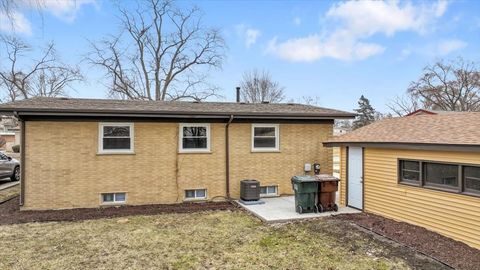 Tiny photo for 406 N Park Drive, Glenwood, IL 60425 (MLS # 12594887)