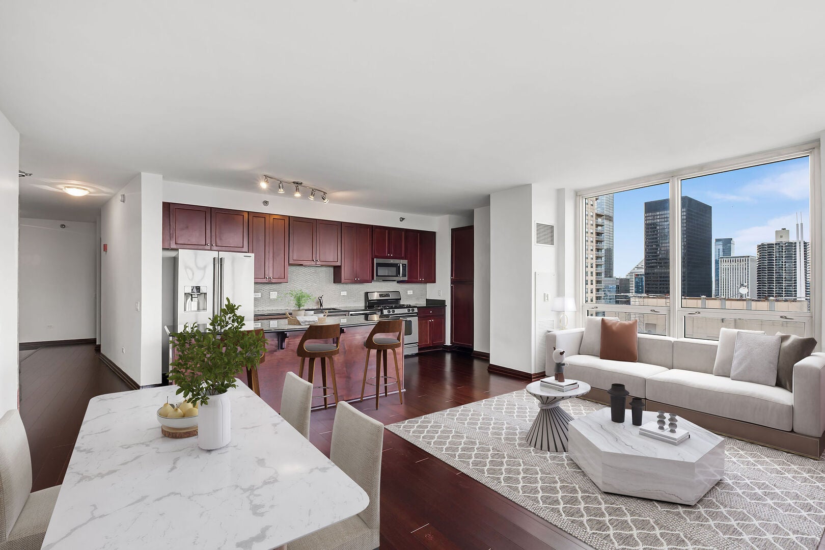 33 W Ontario Street 42ES
