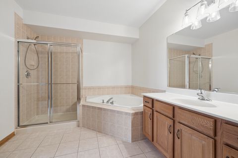 Tiny photo for 14100 Sheffield Drive #403, Homer Glen, IL 60491 (MLS # 12627993)