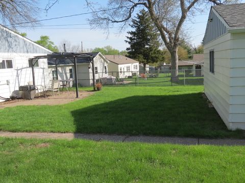 Tiny photo for 2871 Northhaven Road, Davenport, IA 52804 (MLS # 12626273)