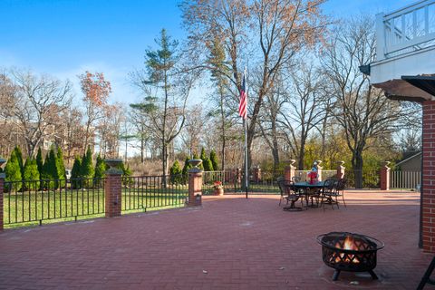 Tiny photo for 300 N BRADLEY Road, Libertyville, IL 60048 (MLS # 12520952)